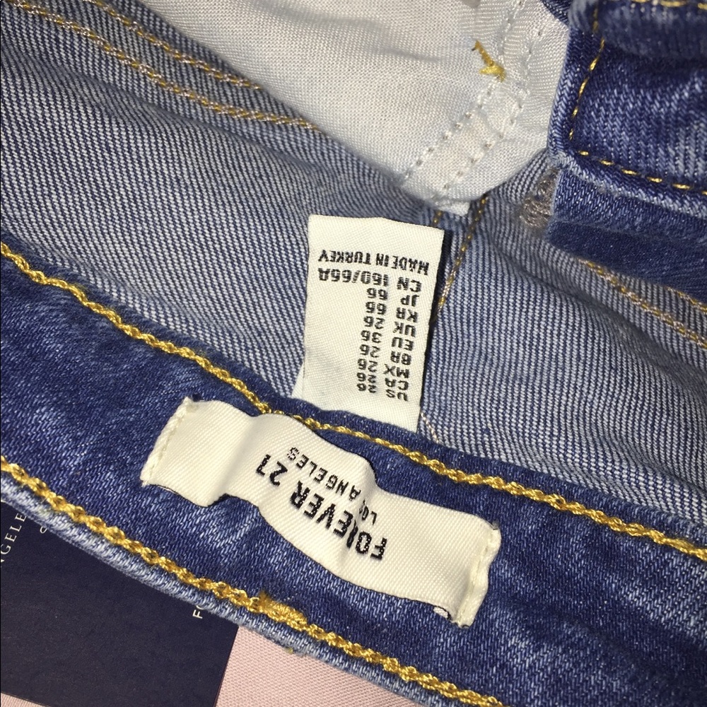 Hight Rise Bermuda Shorts - Picture 8 of 8